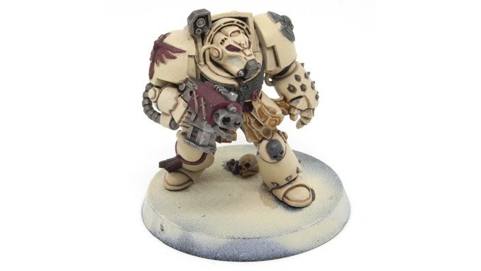 Comment décaper la peinture des miniatures - Deathwing Terminator