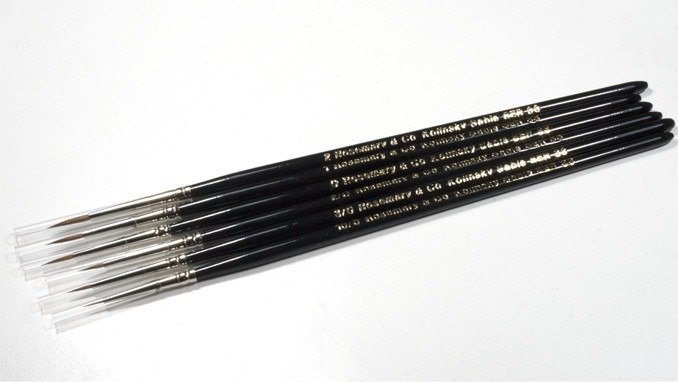 Artis Opus Series S Brushes Review for Miniature Painters, Wargamers &  Hobbyists - FauxHammer